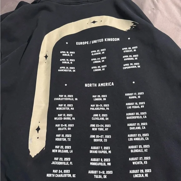 Zach Bryan official tour hoodie - Picture 2 of 3